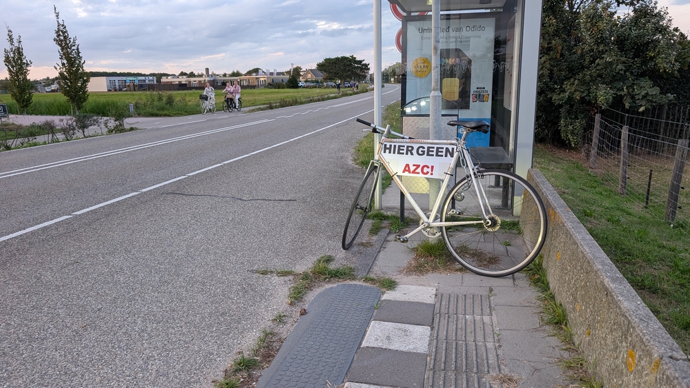 protest tegen azc in noordwijk